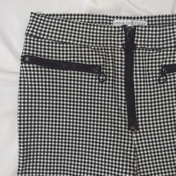 Urban Outfitters Susie High Rise Plaid Pants, Color Black/White Size 6 - Picture 6 of 15